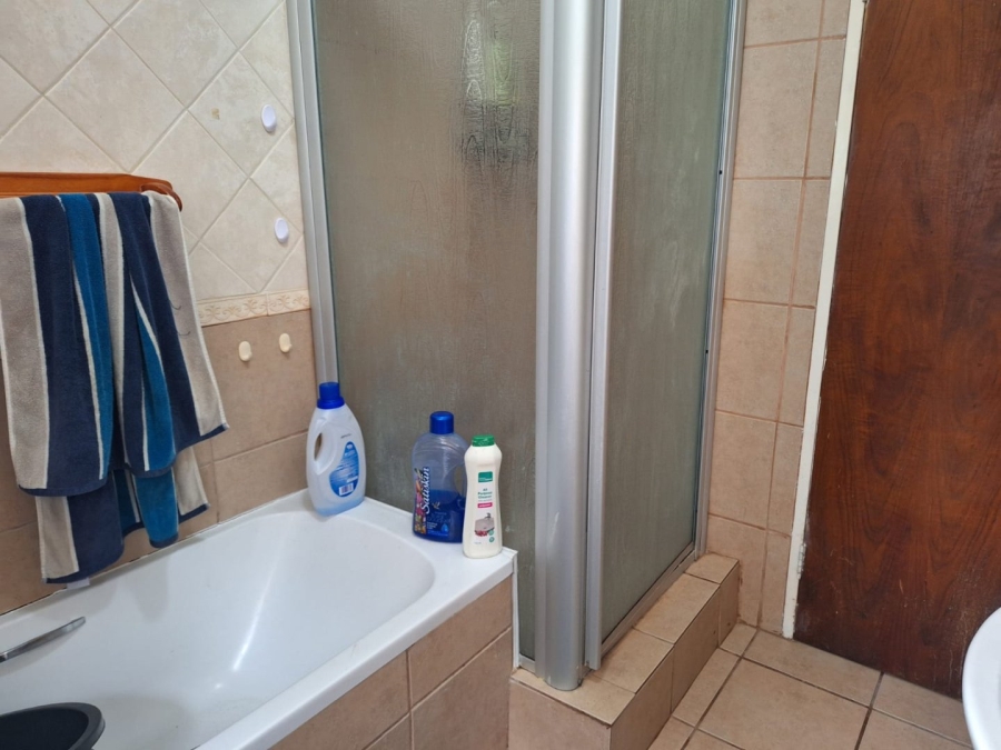 2 Bedroom Property for Sale in Westdene Free State